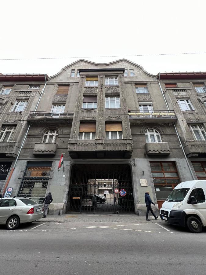 Central Quentin Home With Sauna Next To The New York Cafe ブダペスト エクステリア 写真